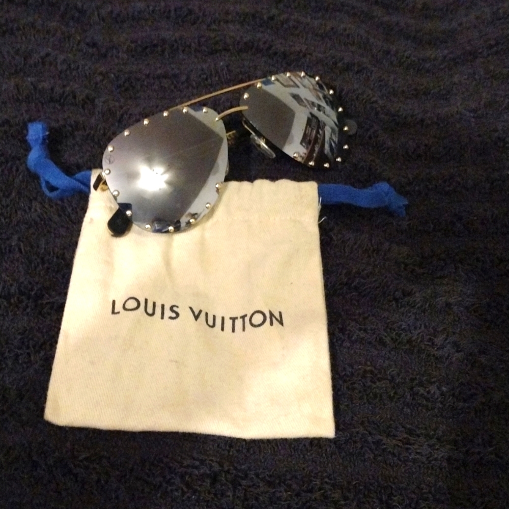 LV Studded The Party Pilot Sunglasses. Louis Vuitton
